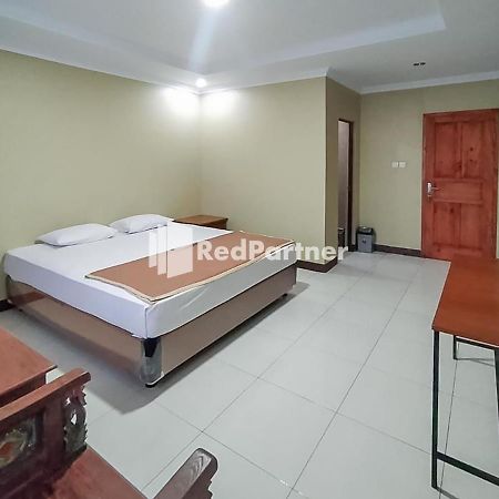Pertiwi Village Redpartner Paragajen Exterior foto